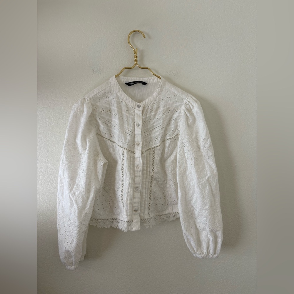 Zara womens White Eyelet Blouse